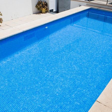 Charming Apartment With Pool And Garage Sevilla Exteriör bild