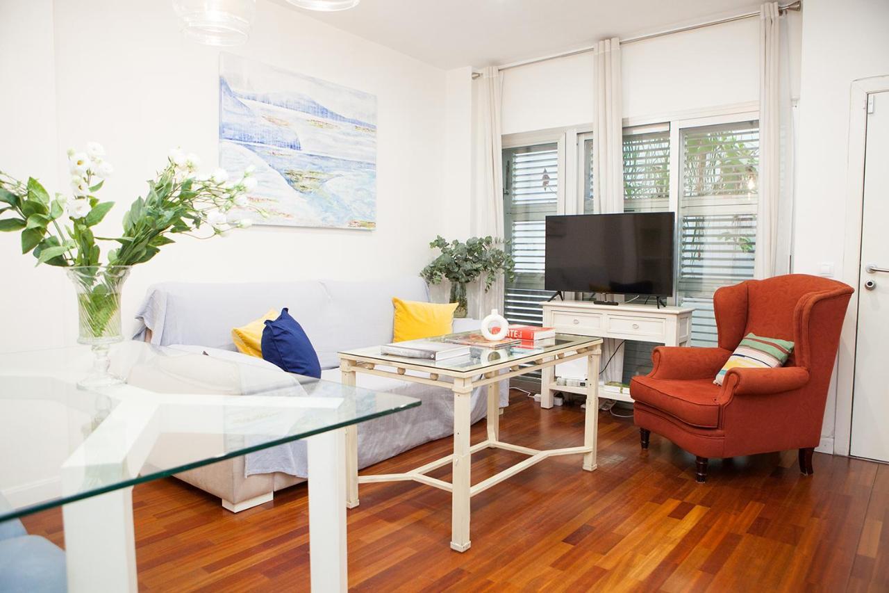 Charming Apartment With Pool And Garage Sevilla Exteriör bild