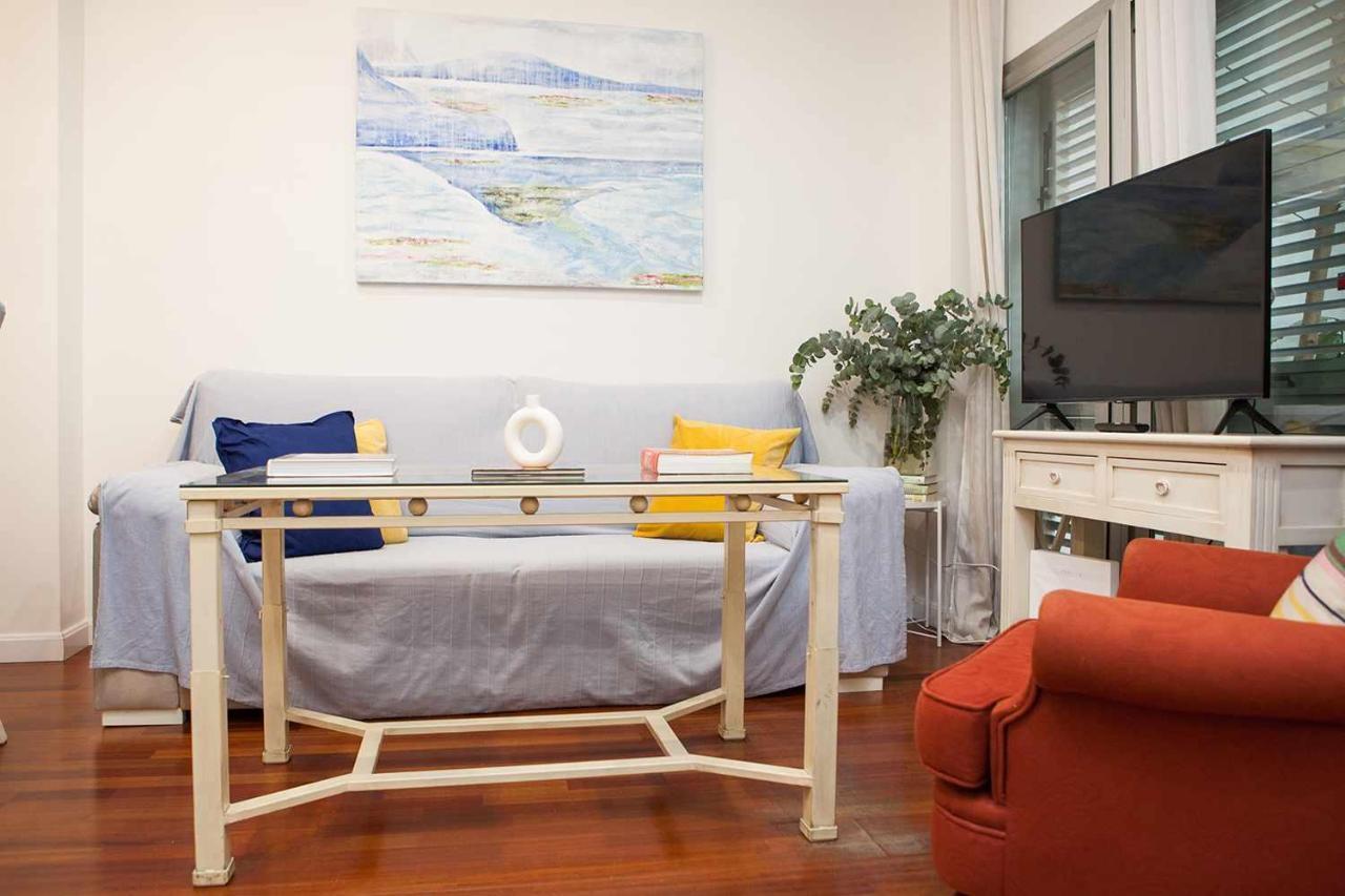 Charming Apartment With Pool And Garage Sevilla Exteriör bild