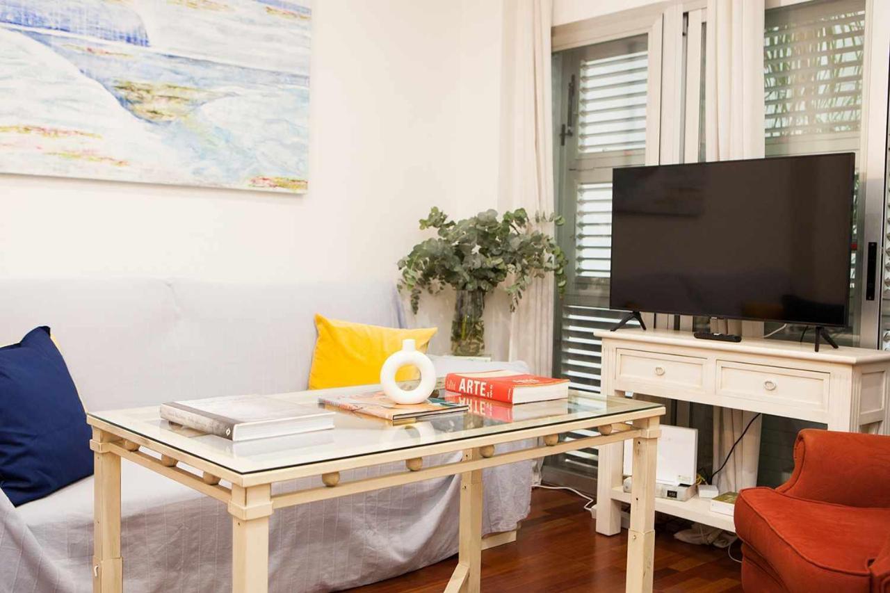 Charming Apartment With Pool And Garage Sevilla Exteriör bild