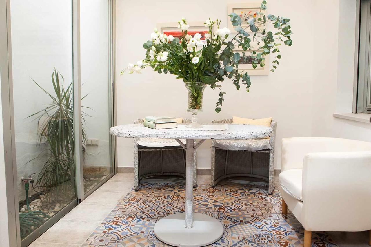 Charming Apartment With Pool And Garage Sevilla Exteriör bild